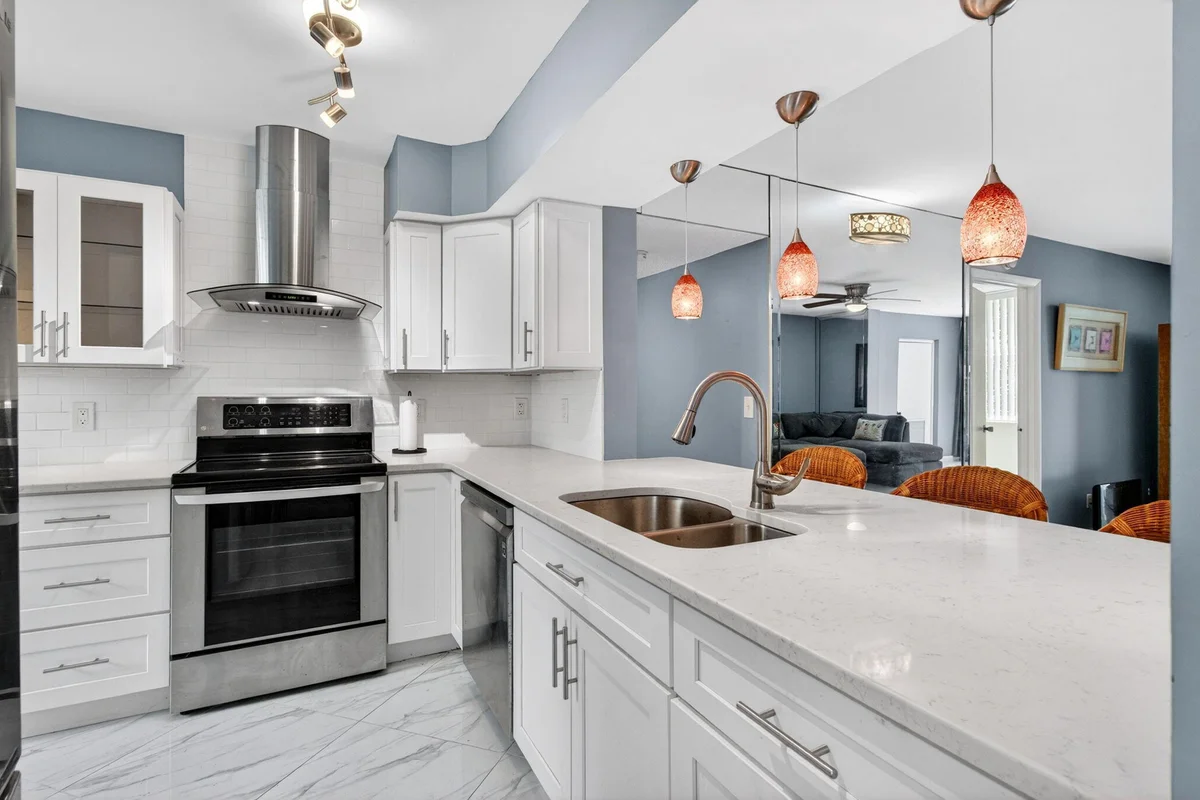 18 Willowbrook Ln #103, Delray Beach: photo 1 of 74