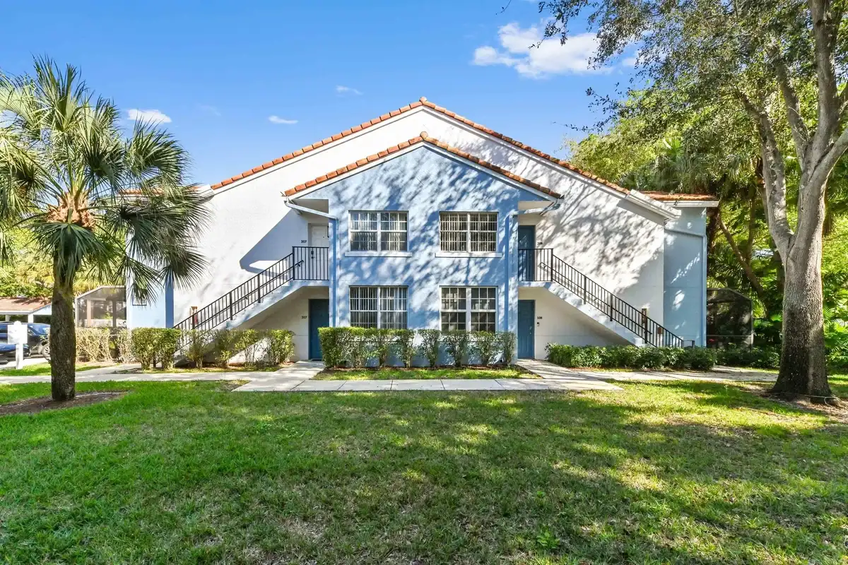 3237 Clint Moore Rd #107, Boca Raton: photo 1 of 41