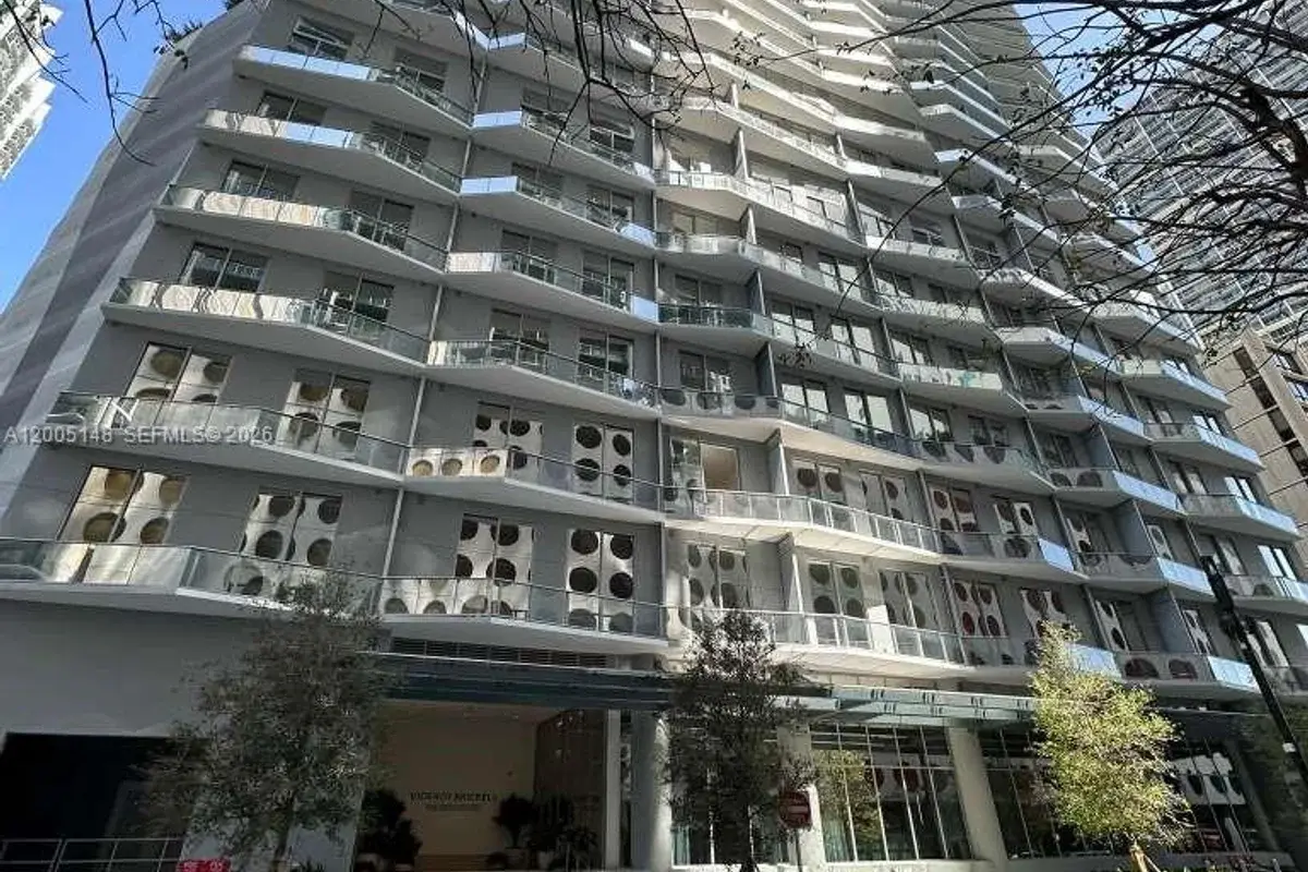 77 SE 5th St #1815, Miami: photo 1 of 49