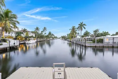 414 Riviera Isle Dr, Fort Lauderdale: photo 1 of 70