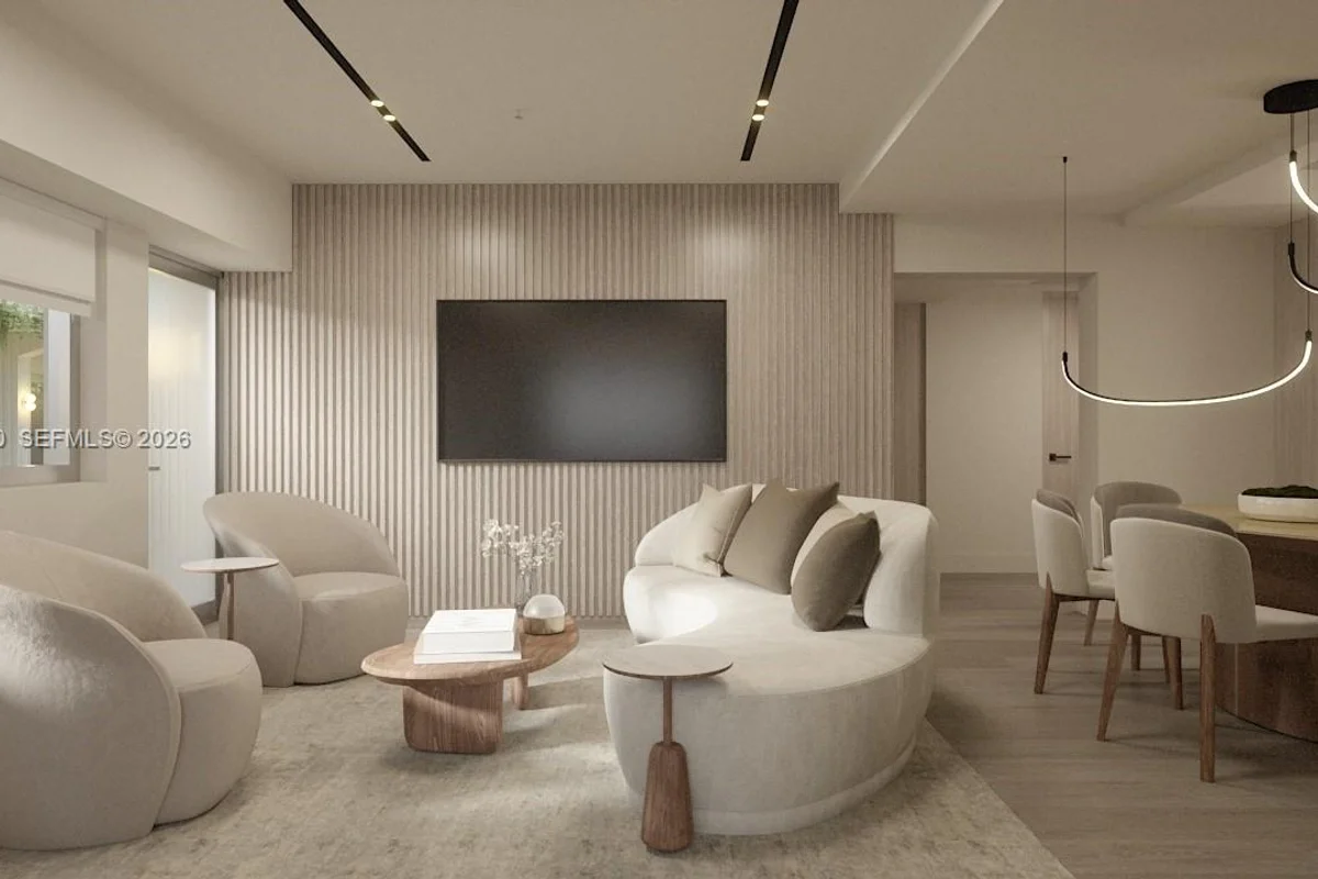 250 Collins Ave #107, Miami Beach: photo 1 of 38