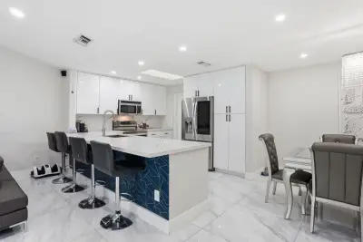 23451 SW 55th Ave #B, Boca Raton: photo 1 of 49