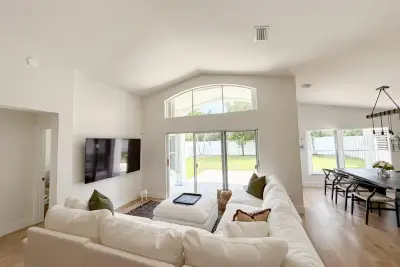7895 Manor Forest Blvd, Boynton Beach: photo 1 of 40