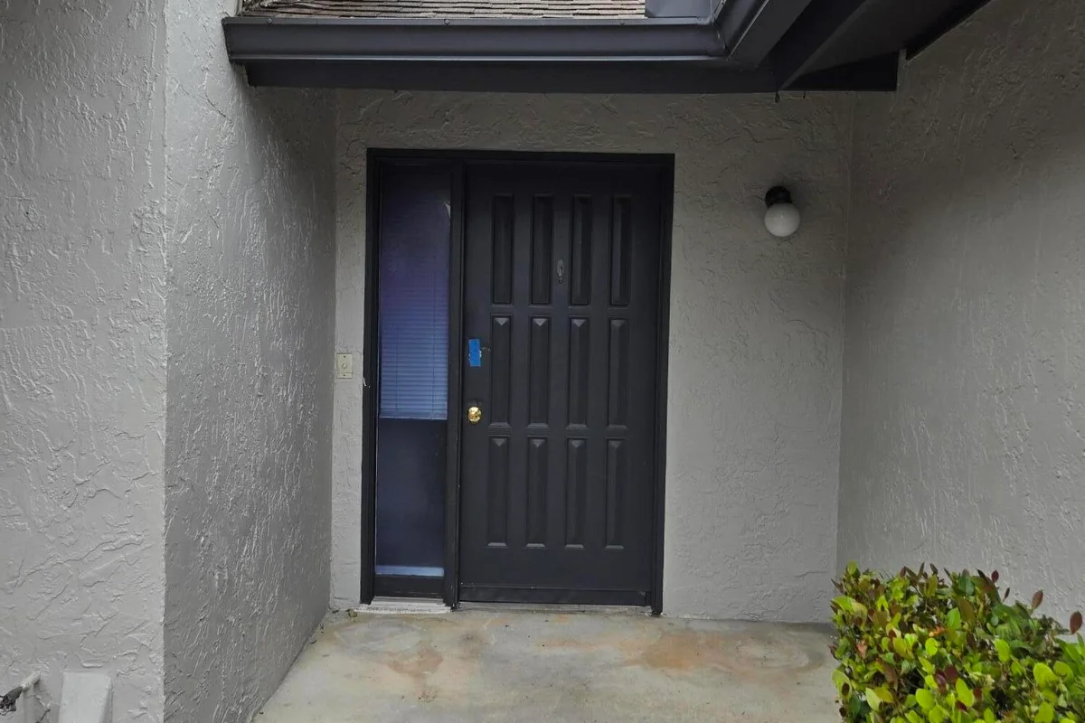 358 Quebec Ct, Royal Palm Beach: photo 1 of 21