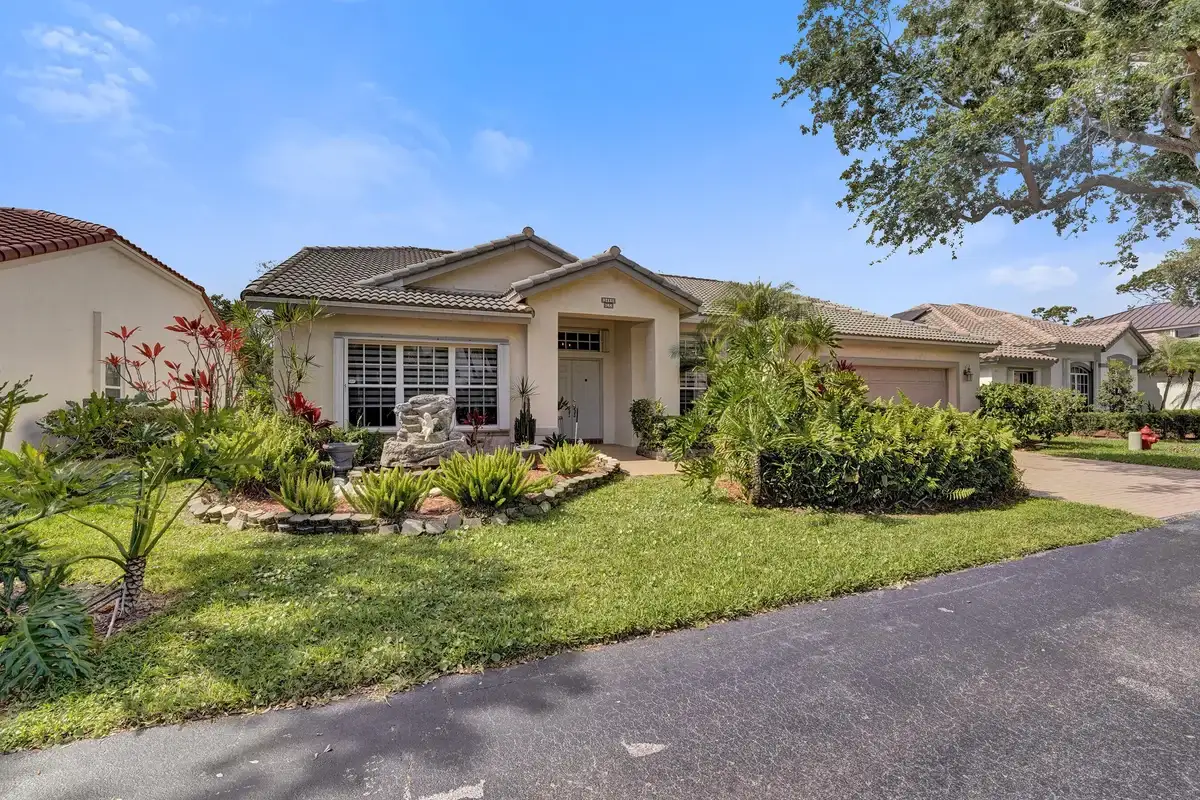 3460 Dunes Vista Dr, Pompano Beach: photo 1 of 101