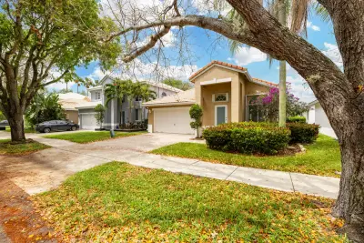 6513 Sandpiper Dr, Coconut Creek: photo 1 of 28