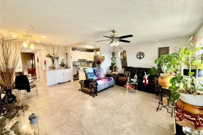 431 Chatham #U, West Palm Beach: photo 1 of 15