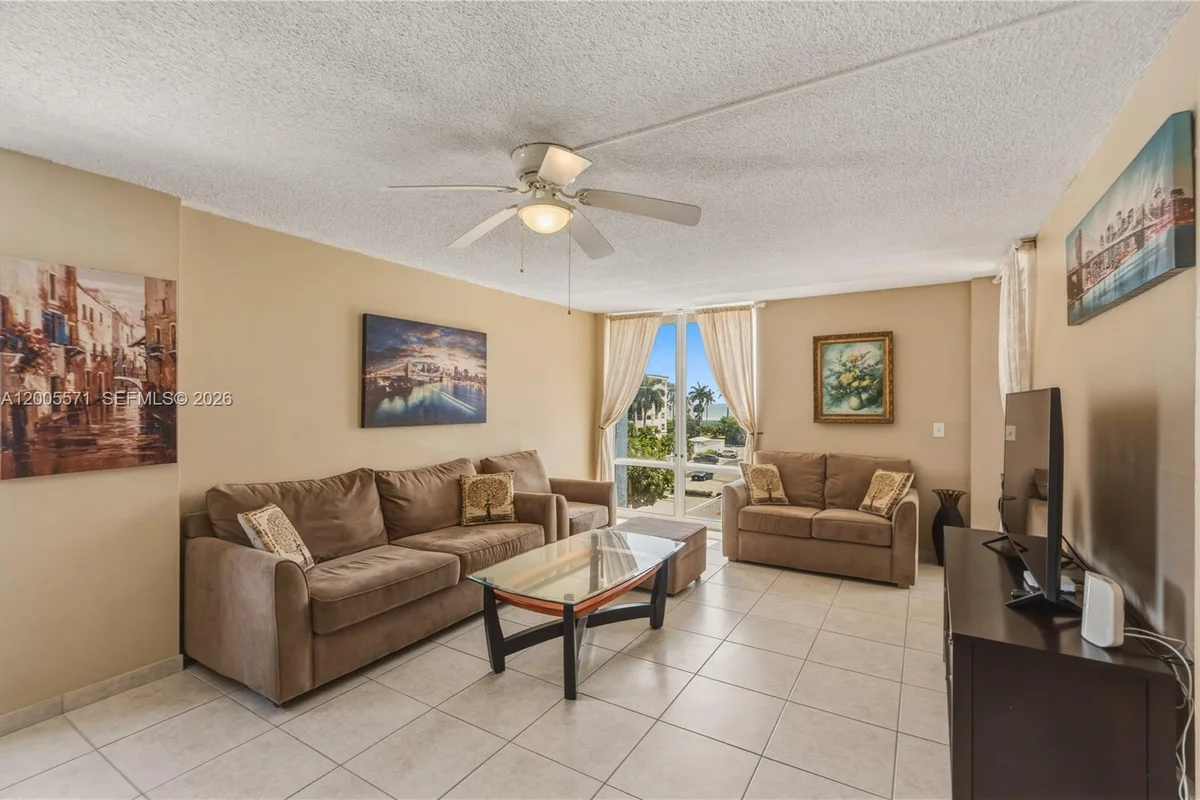 1600 S Ocean Dr #4G, Hollywood: photo 1 of 40
