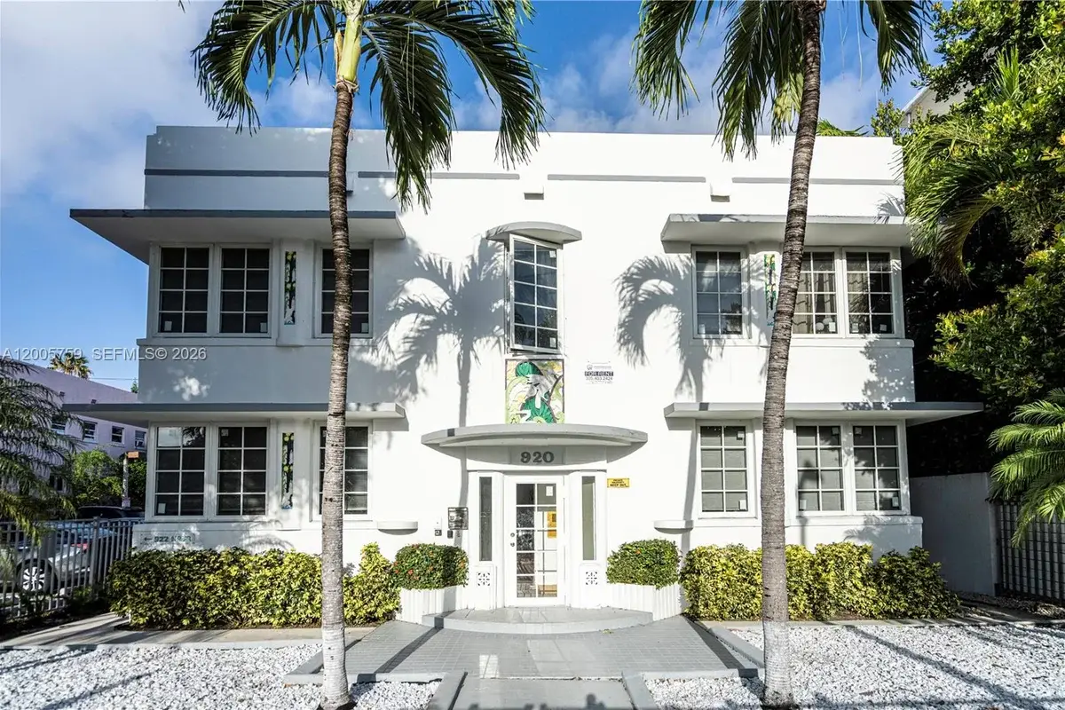 920 Pennsylvania Ave #206, Miami Beach: photo 1 of 10