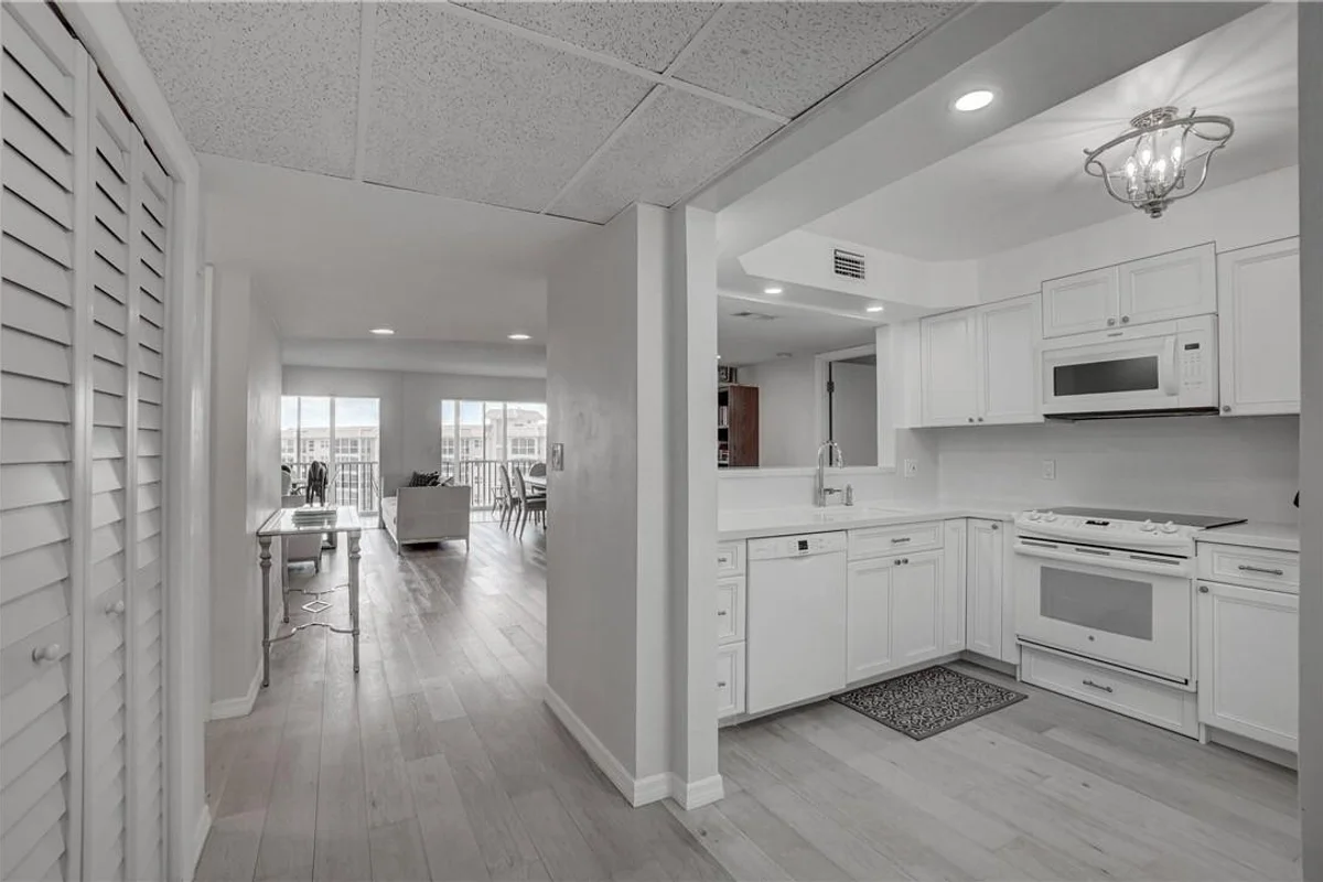 2871 N Ocean Blvd #C519, Boca Raton: photo 1 of 36