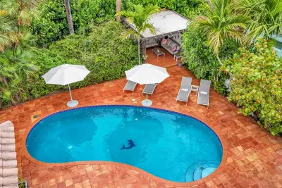 3209 Norfolk St, Pompano Beach: photo 1 of 43