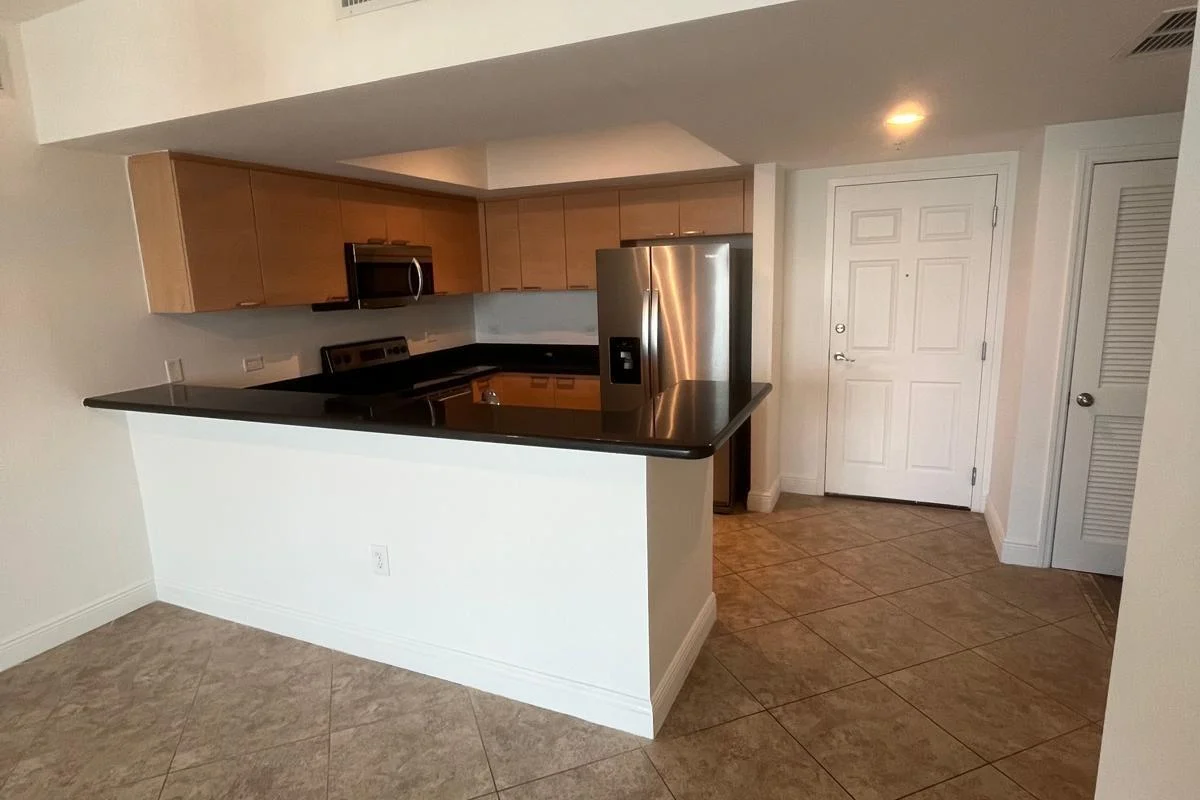 140 S Dixie Hwy #525, Hollywood: photo 1 of 15