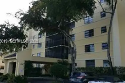 20840 San Simeon Way #209, Miami: photo 1 of 43
