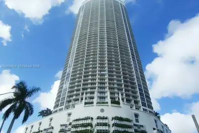 1750 N Bayshore Dr #2909, Miami: photo 1 of 13
