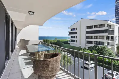 4200 N Ocean Dr #1-304, Riviera Beach: photo 1 of 59