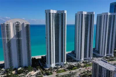 16001 Collins Ave #1406, Sunny Isles Beach: photo 1 of 22