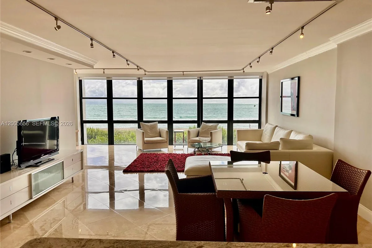6423 Collins Ave #306, Miami Beach: photo 1 of 1