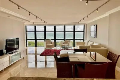 6423 Collins Ave #306, Miami Beach: photo 1 of 1