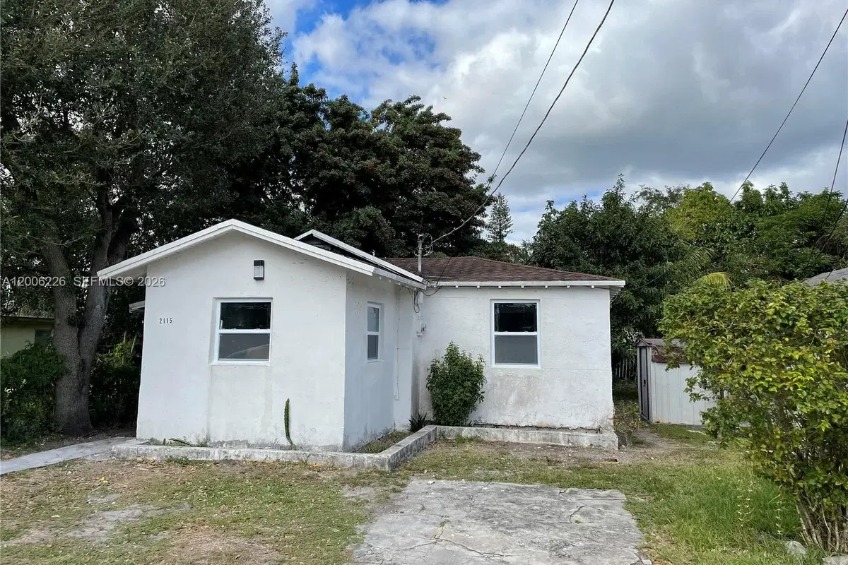 House in Miami: photo 1 of 6