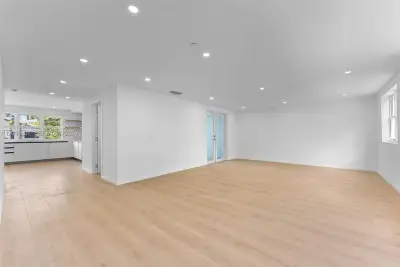 824 SE 12th Ct #828, Fort Lauderdale: photo 1 of 29
