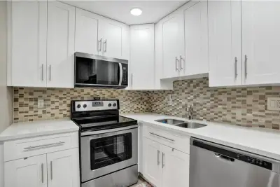 4980 E Sabal Palm Blvd E #124, Tamarac: photo 1 of 21