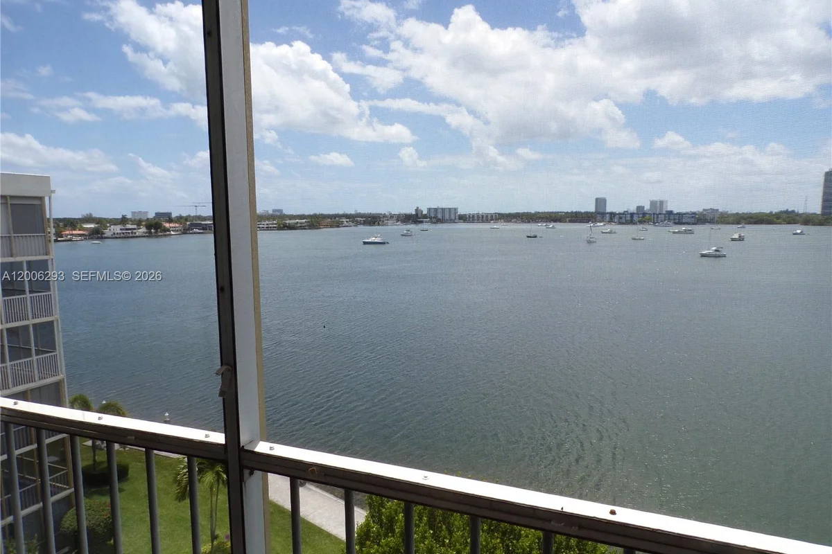 3000 Marcos Dr #P609, Aventura: photo 1 of 58