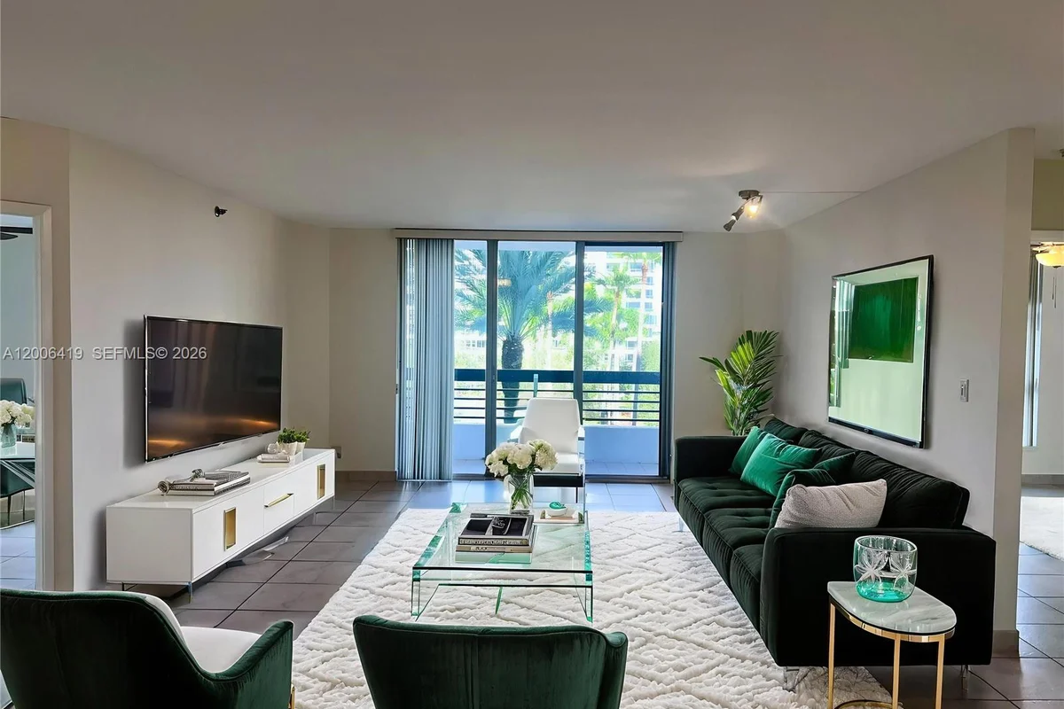3600 Mystic Pointe Dr #511, Aventura: photo 1 of 43