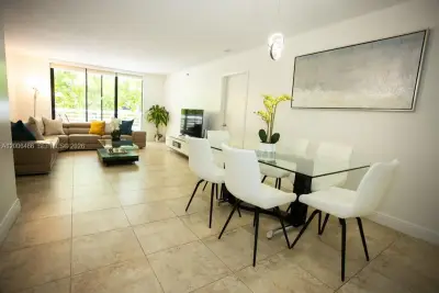 3300 NE 192nd St #214, Aventura: photo 1 of 12