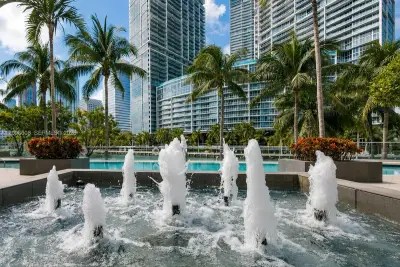 901 Brickell Key Blvd #1009, Miami: photo 1 of 33