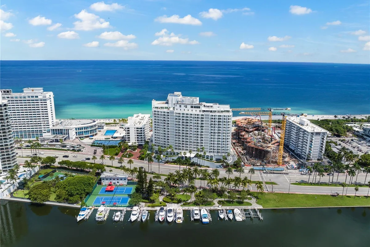 5401 Collins Ave #611, Miami Beach: photo 1 of 36
