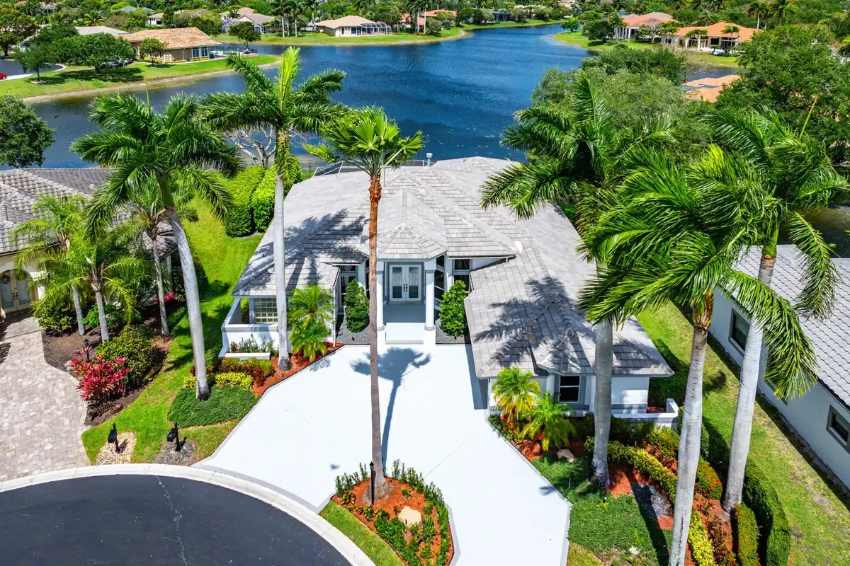 6419 NW 99th Dr, Parkland: photo 1 of 55