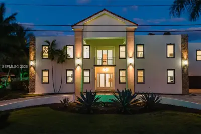 1430 NW 114th Ave, Plantation: photo 1 of 99