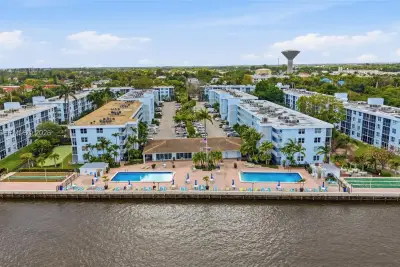 2000 S Federal Hwy #109, Boynton Beach: photo 1 of 44
