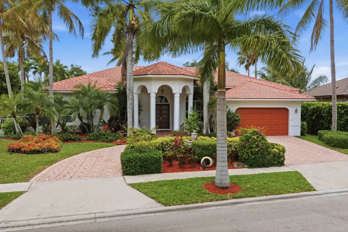 7079 NW 68th Dr, Parkland: photo 1 of 44