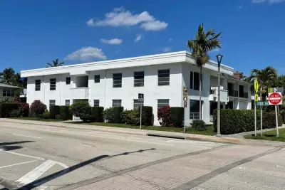6 Lucerne Ave #3, Lake Worth Beach: photo 1 of 19