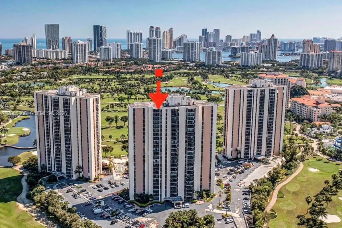 20301 W Country Club Dr #PH22, Aventura: photo 1 of 24