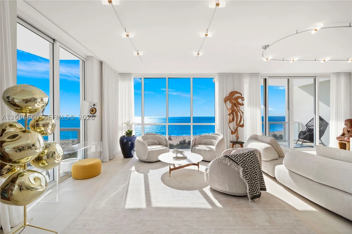 50 S Pointe Dr #1201/08, Miami Beach: photo 1 of 52
