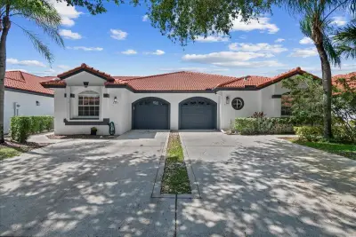 8304 Vía Di Veneto, Boca Raton: photo 1 of 24