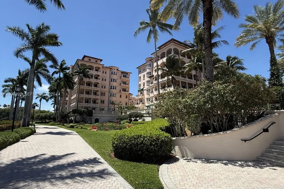 13643 Deering Bay Dr #146, Coral Gables: photo 1 of 18