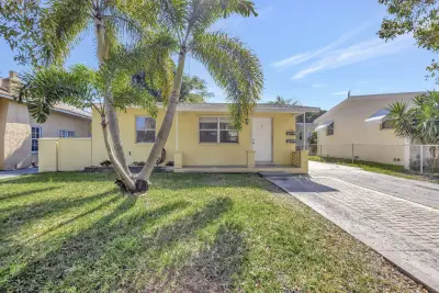 510 48th St, West Palm Beach: photo 1 of 48