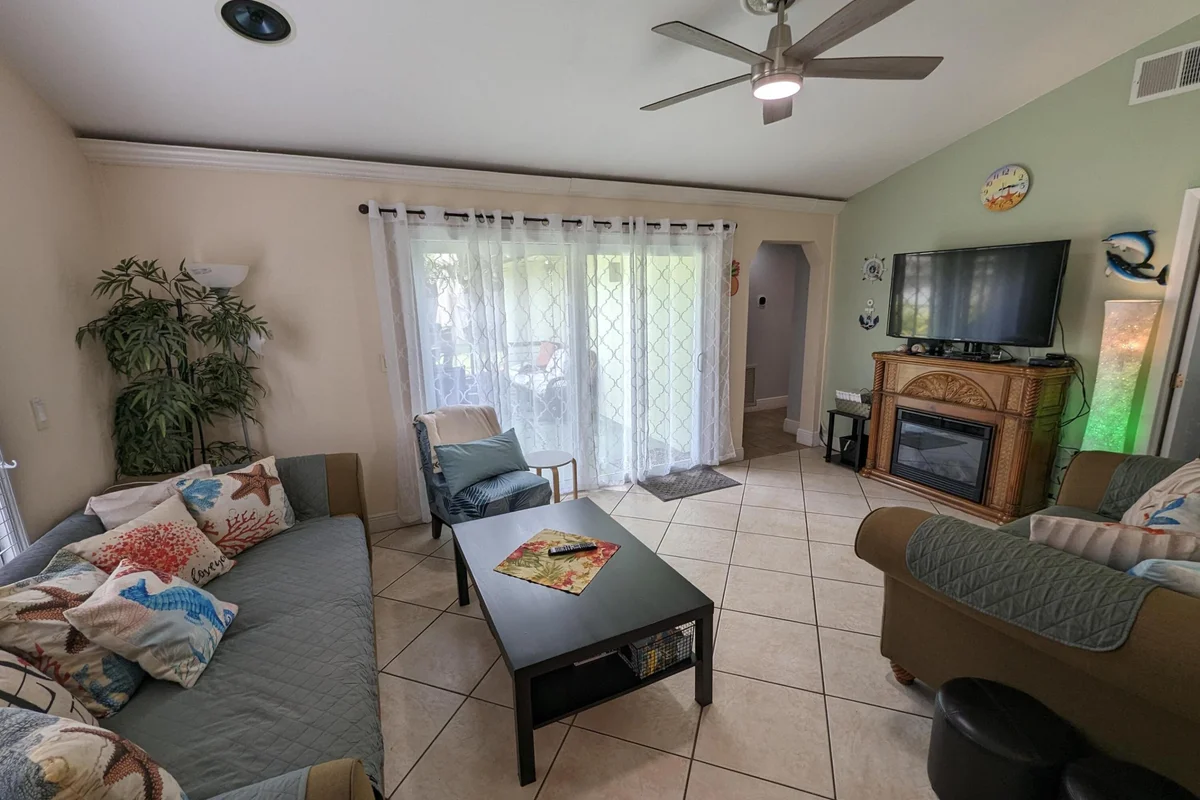 2394 Zeder Ave, Delray Beach: photo 1 of 18