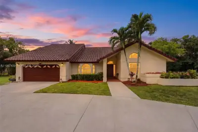 11400 NW 20th Ct, Plantation: photo 1 of 67