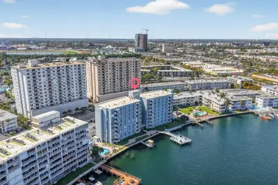 430 Golden Isles Dr #301, Hallandale Beach: photo 1 of 39