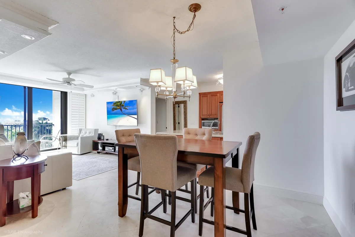 651 Okeechobee Blvd #509, West Palm Beach: photo 1 of 12