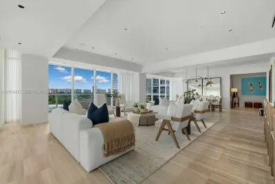 4701 N Meridian Ave #627, Miami Beach: photo 1 of 39