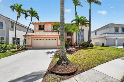 7753 Cedar Hurst Ct, Lake Worth: photo 1 of 99