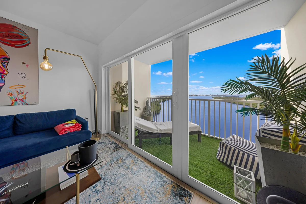300 Bayview Dr #1614, Sunny Isles Beach: photo 1 of 31