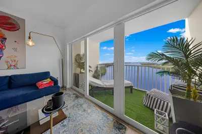 300 Bayview Dr #1614, Sunny Isles Beach: photo 1 of 31