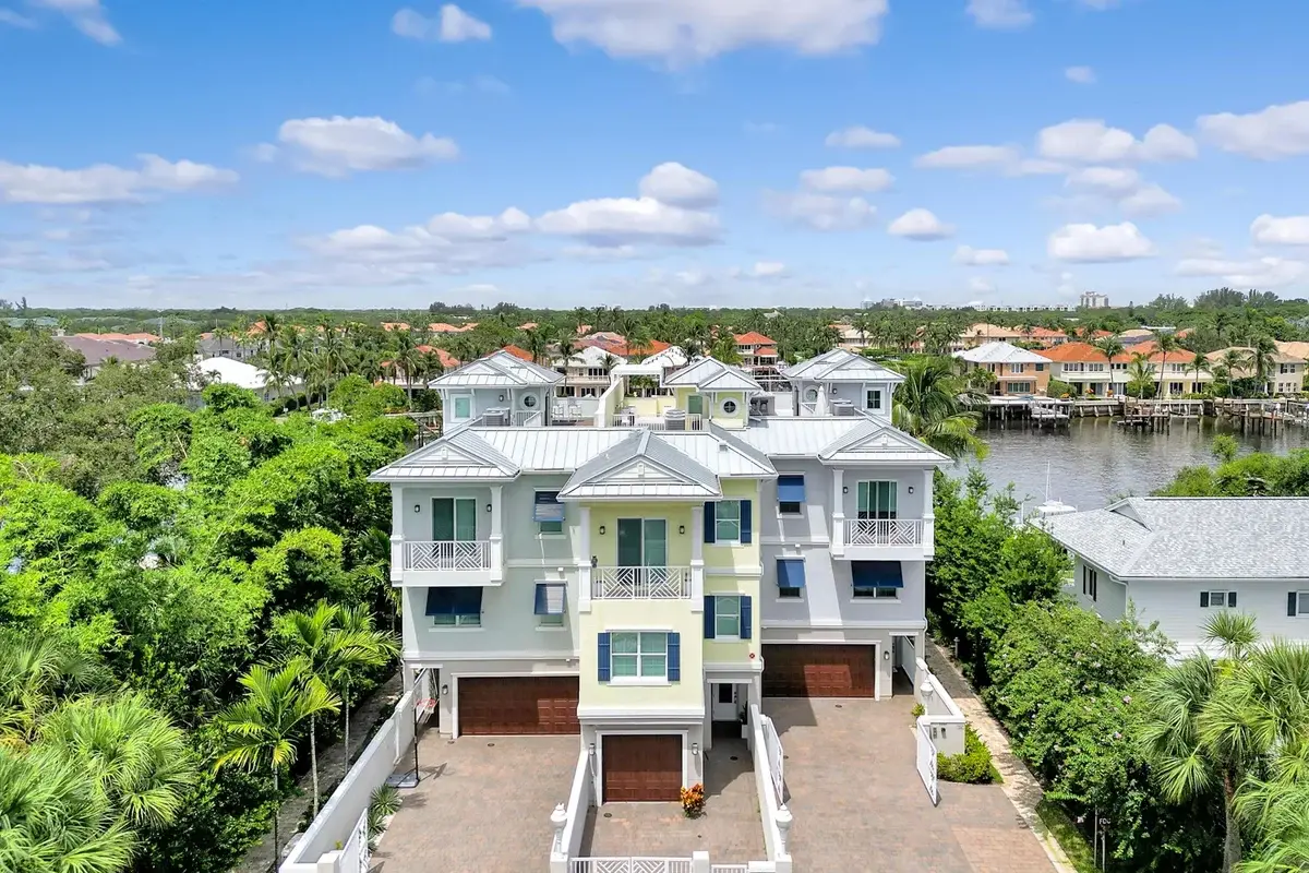 1045 Harbor Villas Dr #5, North Palm Beach: photo 1 of 71