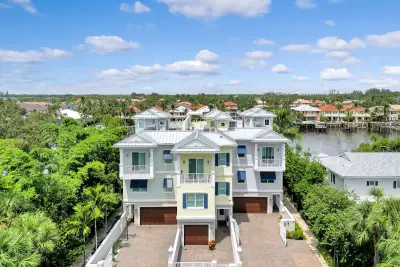 1045 Harbor Villas Dr #5, North Palm Beach: photo 1 of 71
